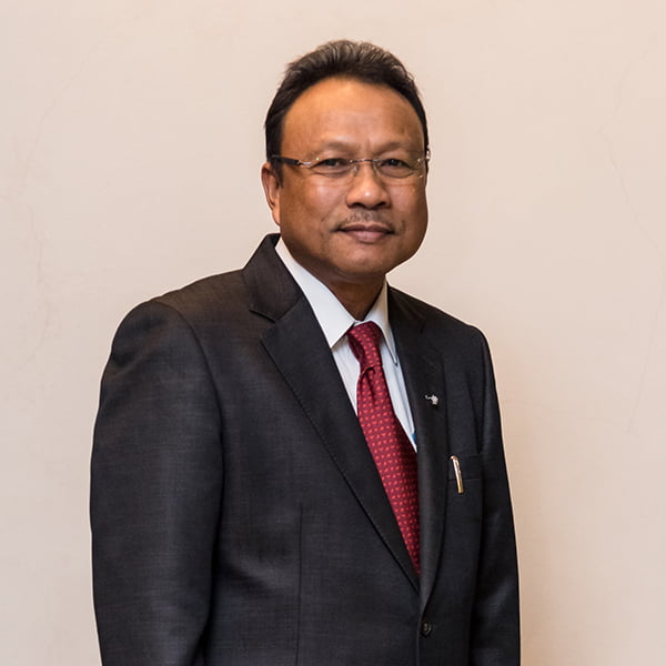 Board Of Trustees – Yayasan Raja Muda Selangor